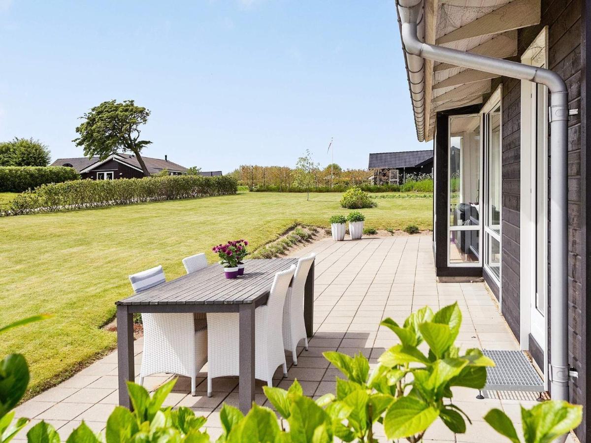 7 Person Holiday Home In Nordborg Exteriör bild