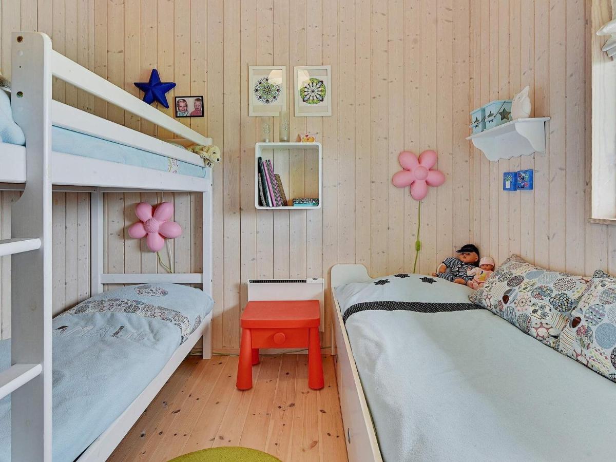 7 Person Holiday Home In Nordborg Exteriör bild