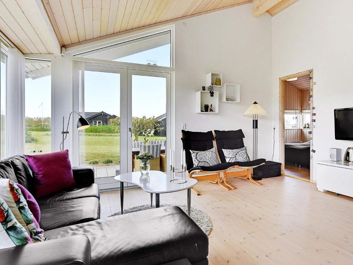 7 Person Holiday Home In Nordborg Exteriör bild